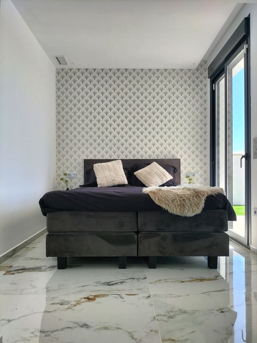 3 soveværelse Villa til salg i Pilar de la Horadada med swimmingpool garage - € 470.000 (Ref: 10150002)