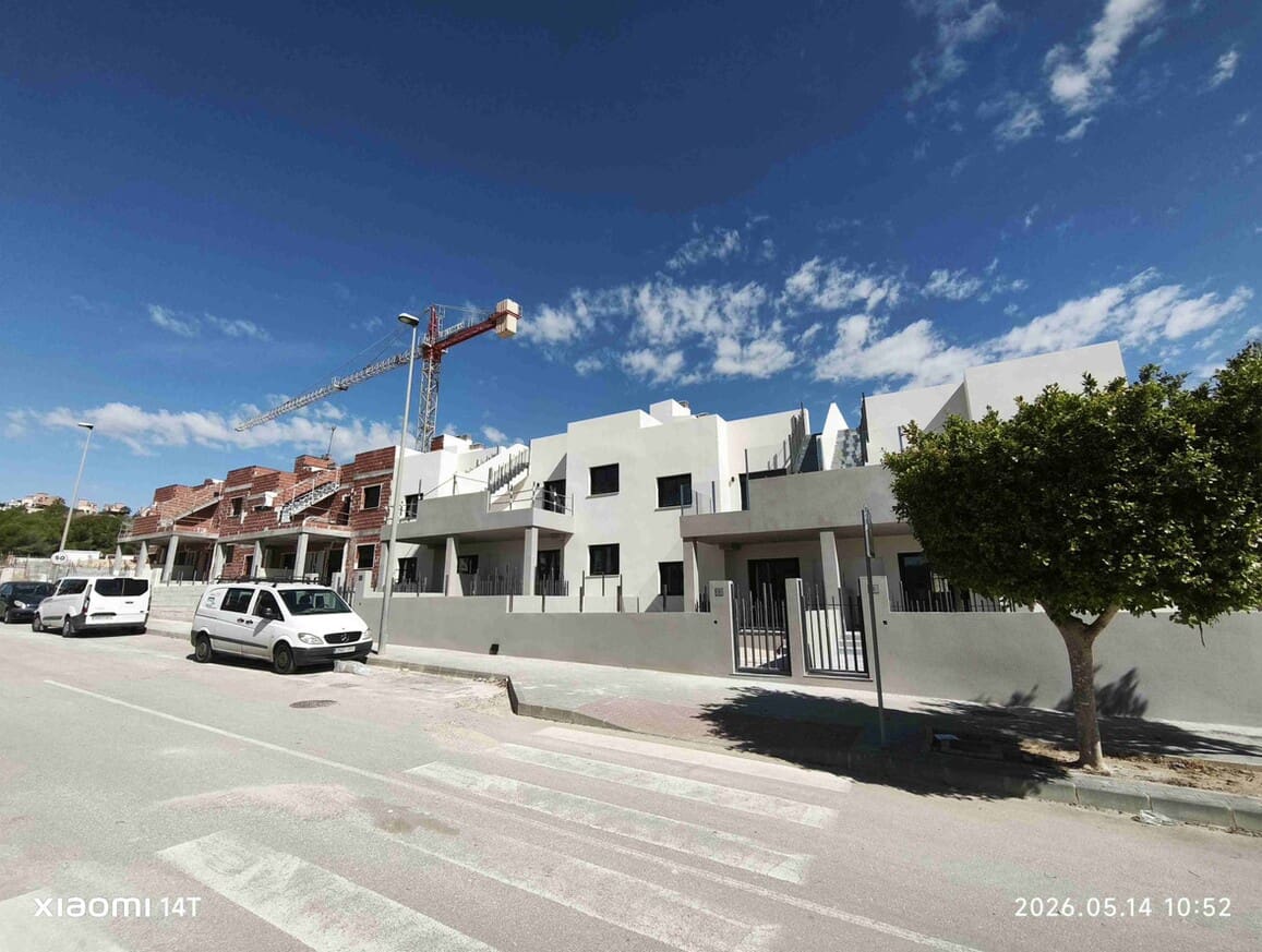 2 bedroom Villa for sale in San Miguel de Salinas with pool garage - € 273,800 (Ref: 10150069)
