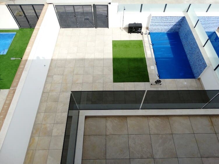 3 bedroom Villa for sale in Torre de la Horadada with pool garage - € 435,000 (Ref: 10150073)