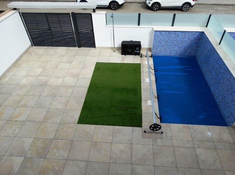 3 bedroom Villa for sale in Torre de la Horadada with pool garage - € 435,000 (Ref: 10150073)