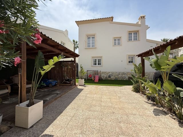 4 sovrum Villa till salu i Lomas de Campoamor - Las Ramblas, Orihuela med pool garage - 830 000 € (Ref: 10150079)