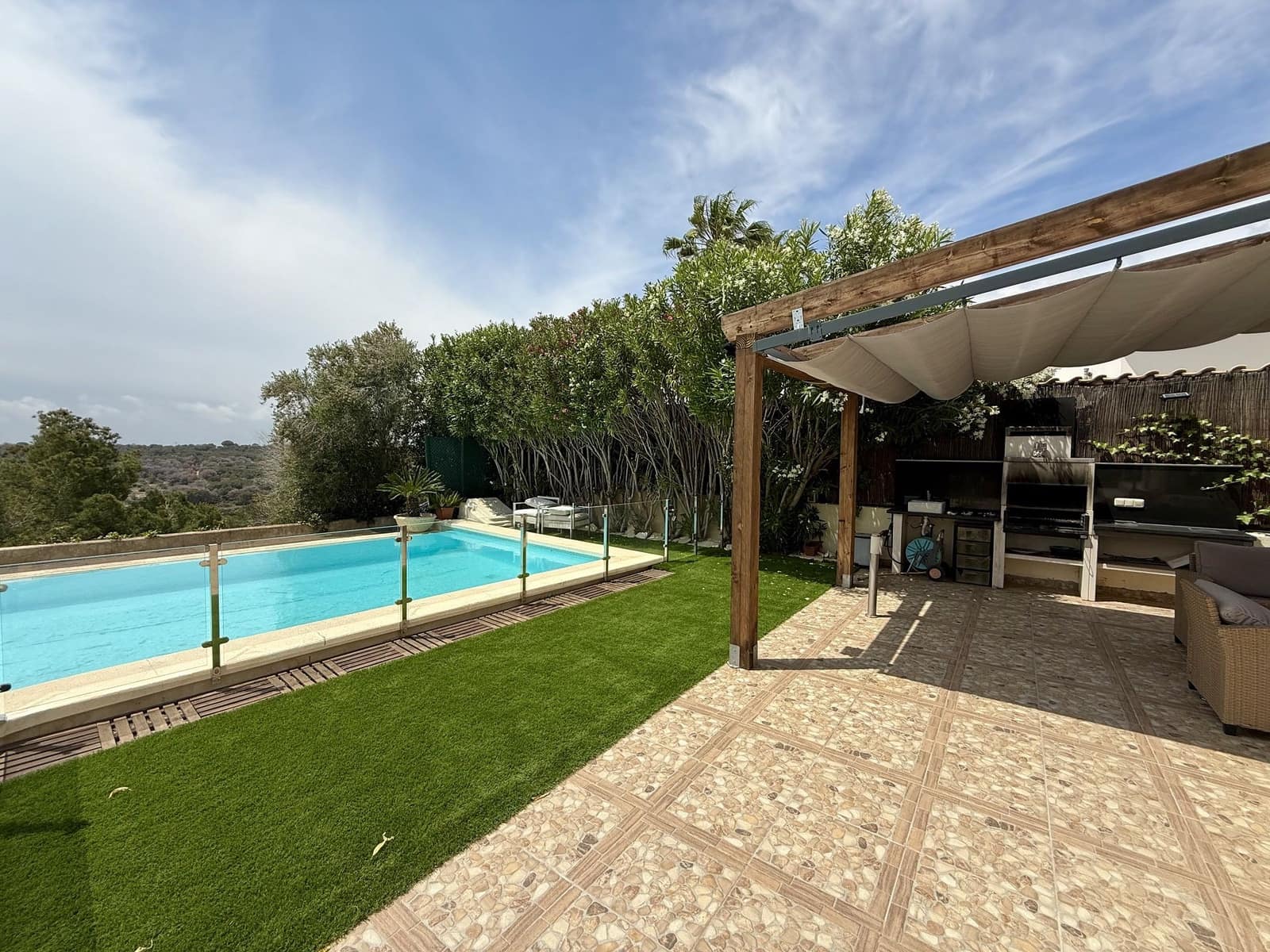 4 sovrum Villa till salu i Orihuela Costa med pool garage - 830 000 € (Ref: 10150079)