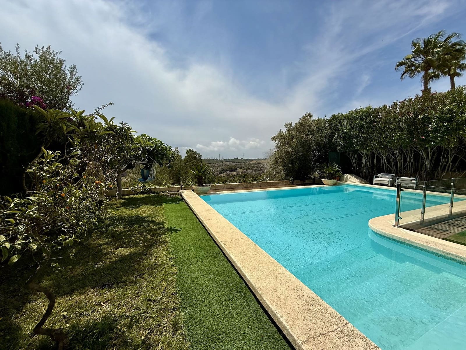 4 sovrum Villa till salu i Orihuela Costa med pool garage - 830 000 € (Ref: 10150079)