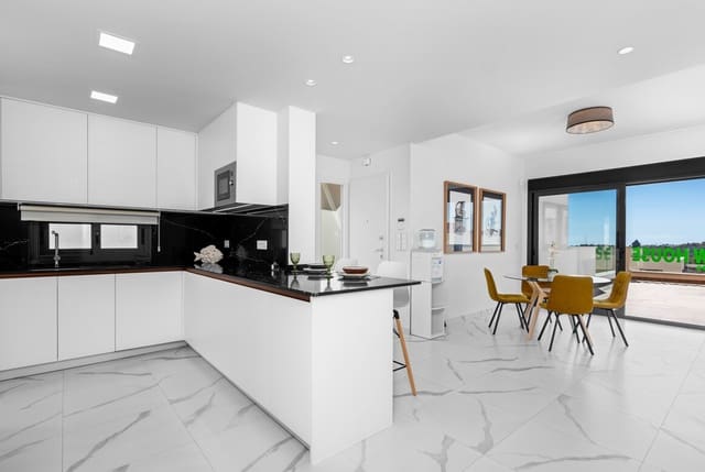 2 Zimmer Villa zu verkaufen in San Miguel de Salinas mit Pool - 415.000 € (Ref: 10150084)