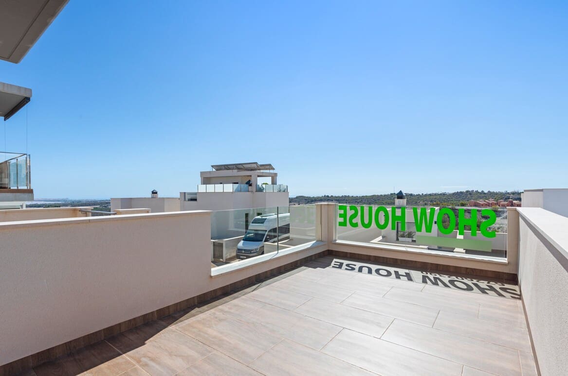2 bedroom Villa for sale in San Miguel de Salinas with pool - € 415,000 (Ref: 10150084)