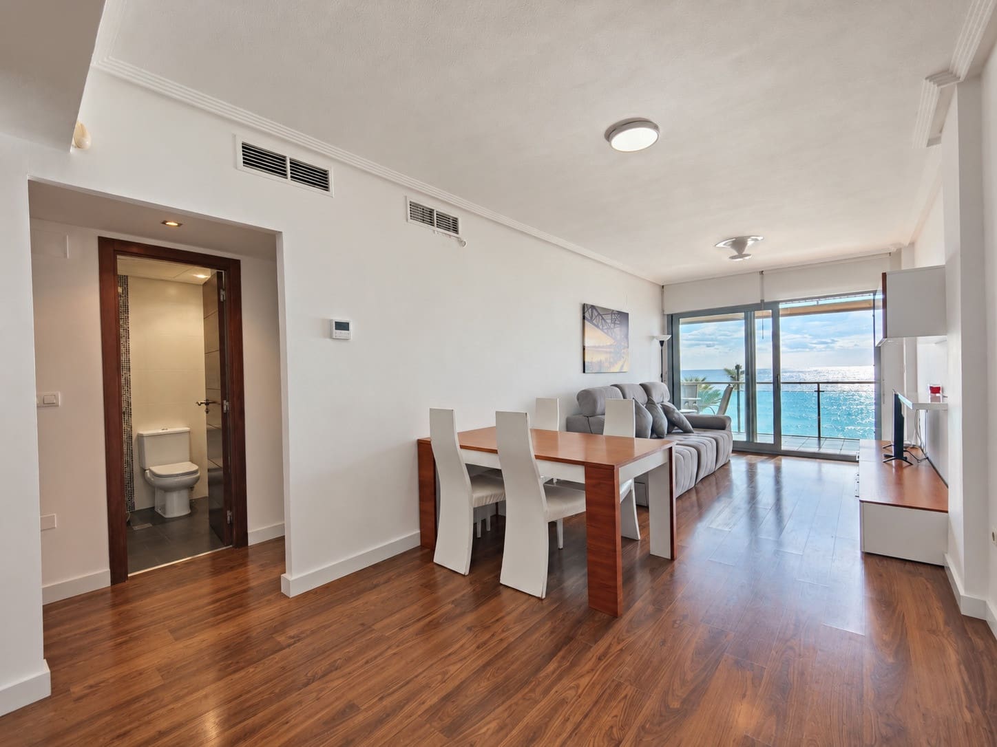 3 slaapkamer Appartement te koop in Torrevieja met zwembad garage - € 459.000 (Ref: 10153336)
