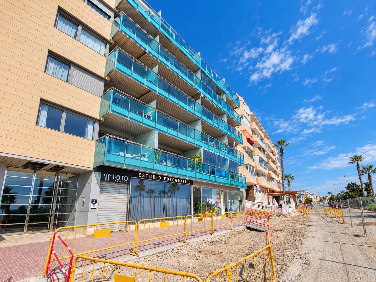 3 slaapkamer Appartement te koop in Torrevieja met zwembad garage - € 459.000 (Ref: 10153336)
