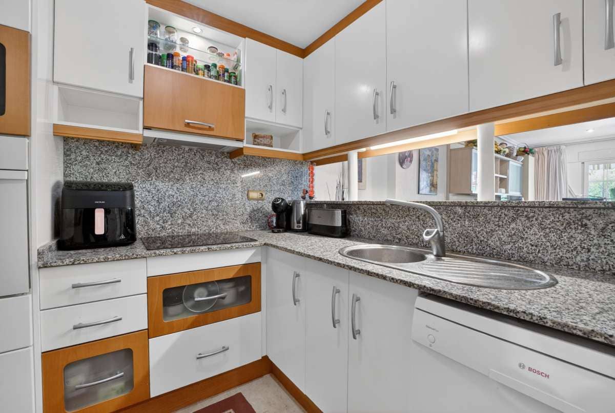2 slaapkamer Appartement te koop in Cabo Roig met zwembad - € 317.550 (Ref: 10153340)