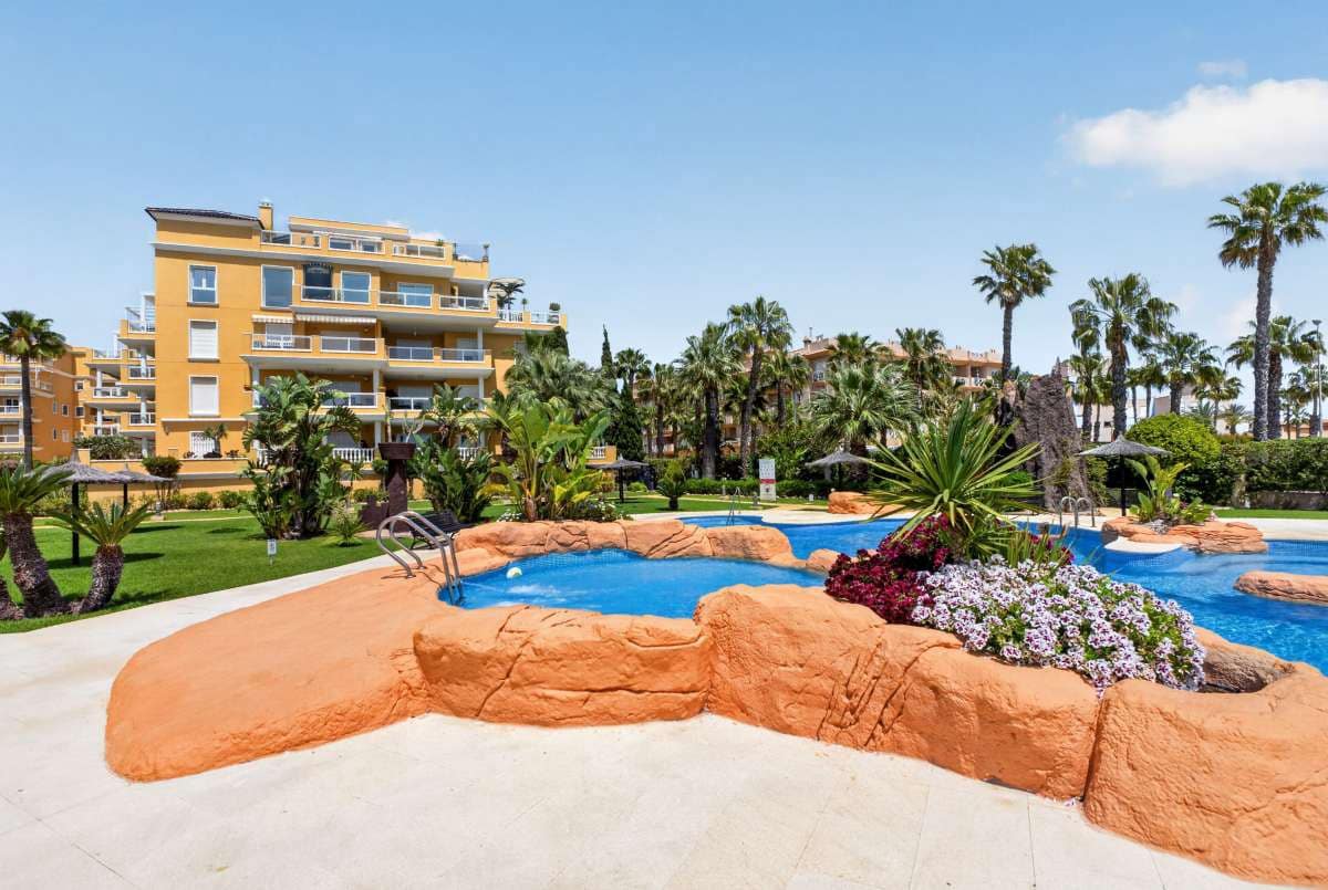2 slaapkamer Appartement te koop in Cabo Roig met zwembad - € 317.550 (Ref: 10153340)