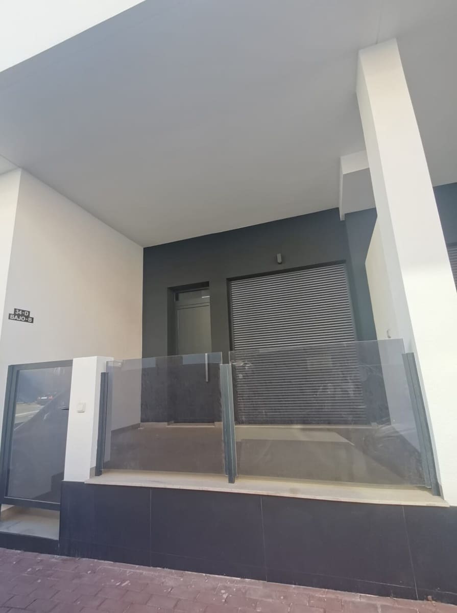 1 sovrum Lägenhet till salu i Torrevieja med pool - 219 000 € (Ref: 10153343)