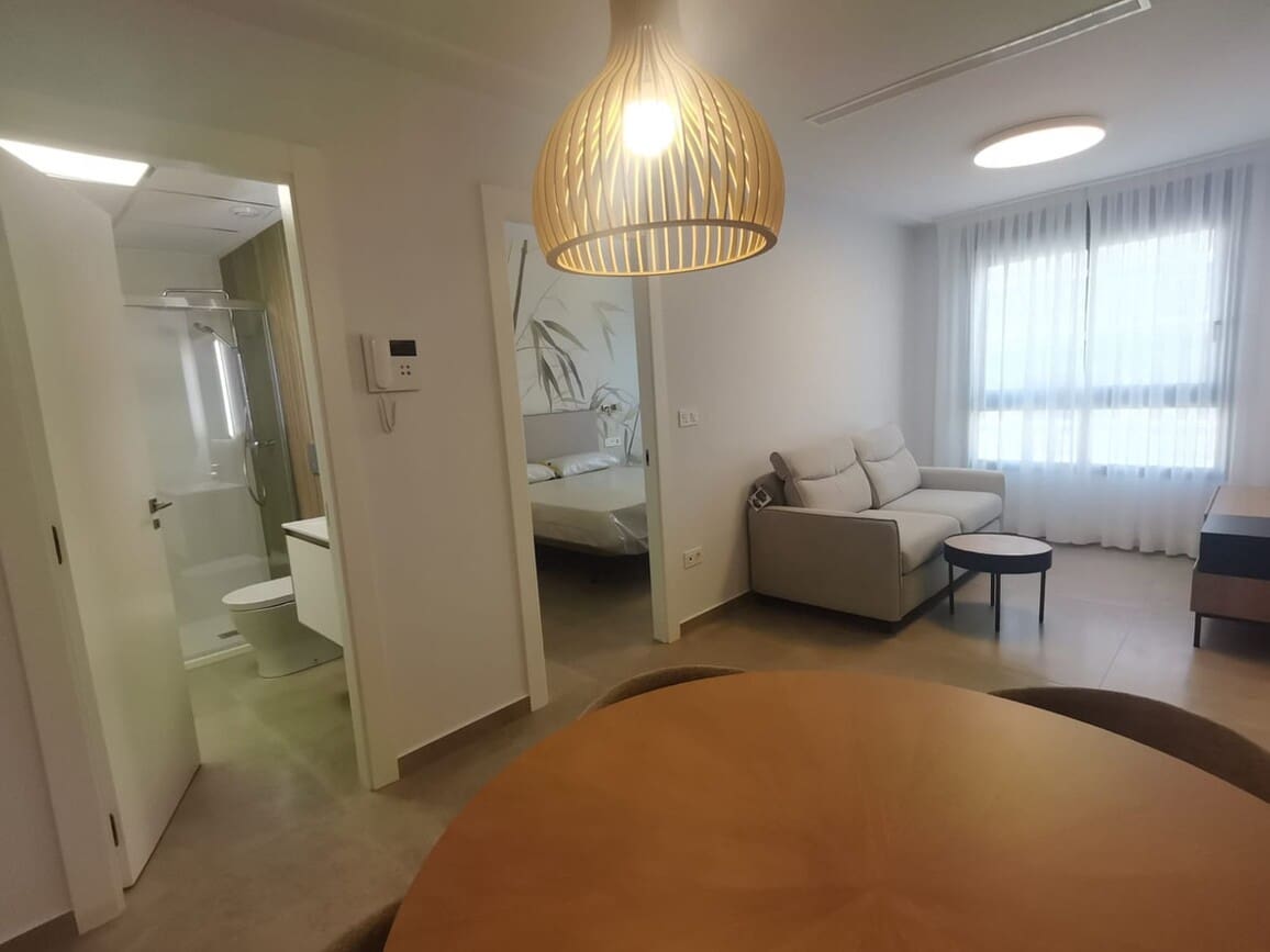 1 sovrum Lägenhet till salu i Torrevieja med pool - 219 000 € (Ref: 10153343)