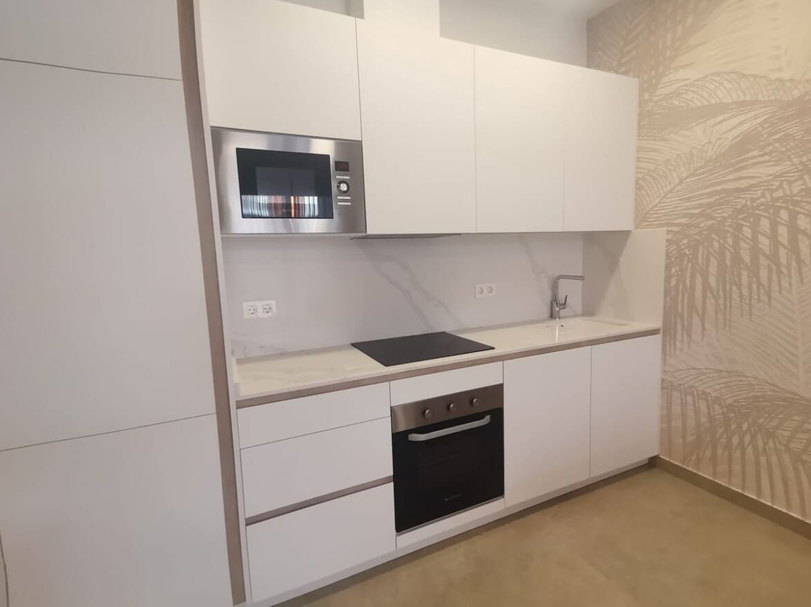 1 sovrum Lägenhet till salu i Torrevieja med pool - 219 000 € (Ref: 10153343)
