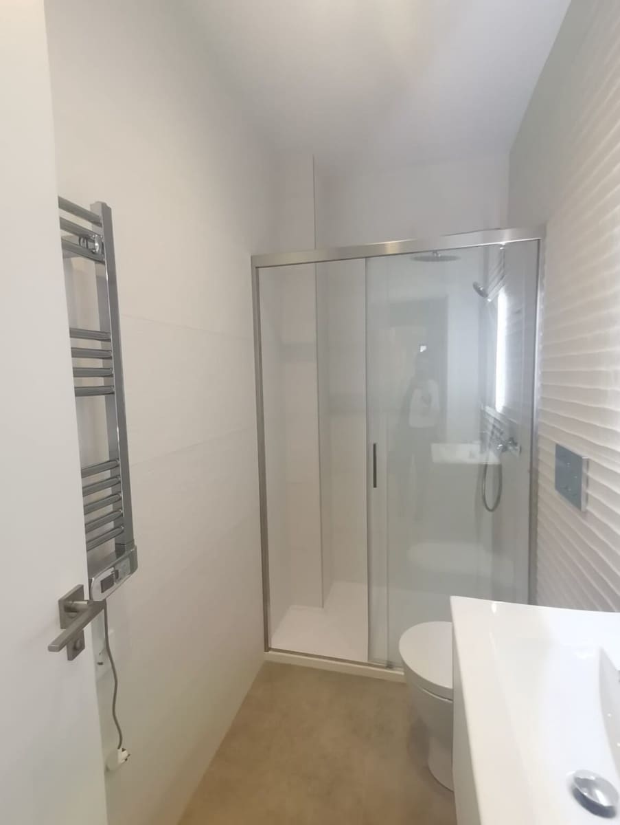 1 sovrum Lägenhet till salu i Torrevieja med pool - 219 000 € (Ref: 10153343)