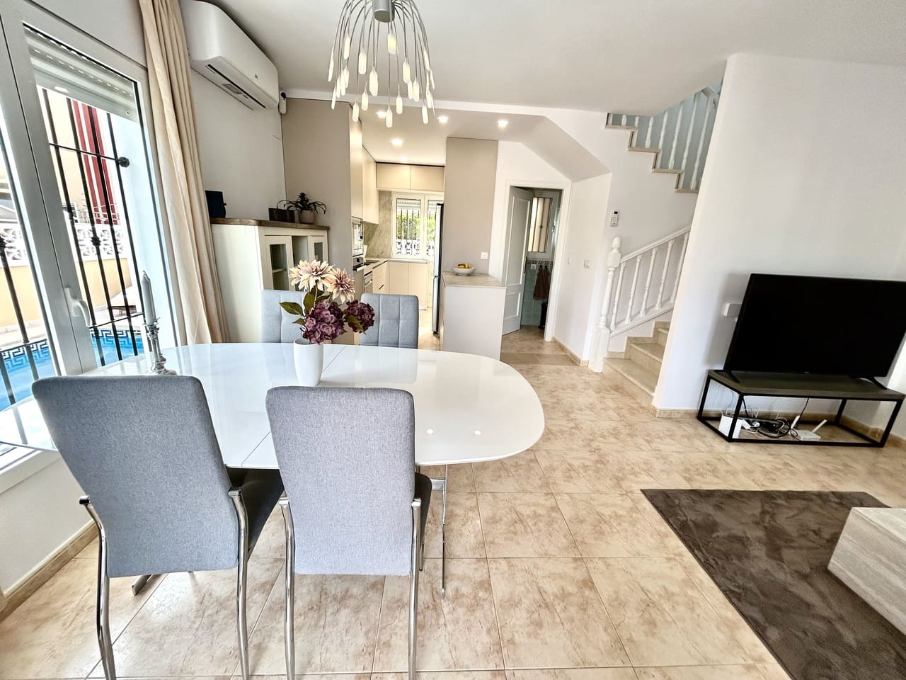 3 soverom Hus til salgs i Pilar de la Horadada med svømmebasseng garasje - € 345 000 (Ref: 10155229)