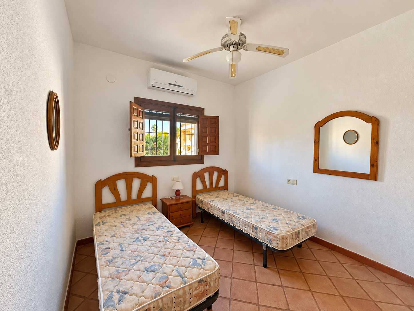 4 slaapkamer Villa te koop in Cabo Roig met zwembad garage - € 749.950 (Ref: 10155231)