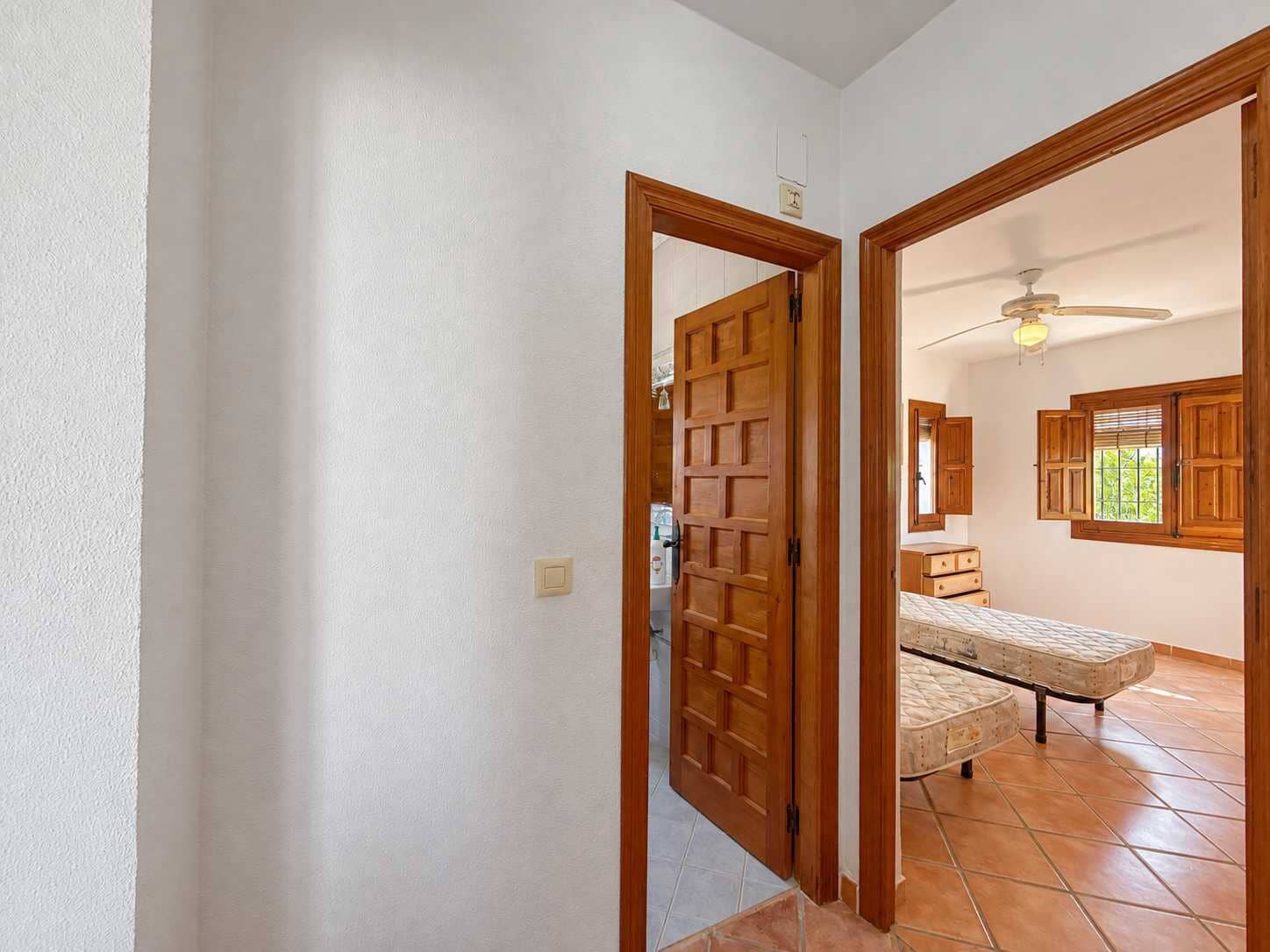 4 slaapkamer Villa te koop in Cabo Roig met zwembad garage - € 749.950 (Ref: 10155231)