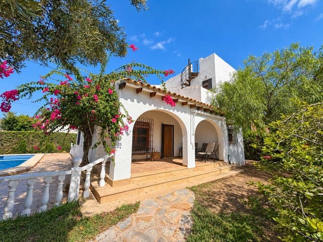 4 slaapkamer Villa te koop in Cabo Roig, Orihuela met zwembad garage - € 749.950 (Ref: 10155231)