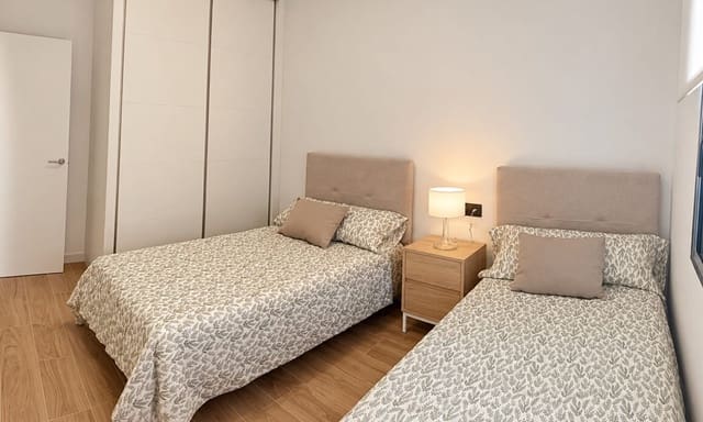 3 soveværelse Lejlighed til salg i La Florida, Orihuela med swimmingpool garage - € 265.000 (Ref: 10155232)
