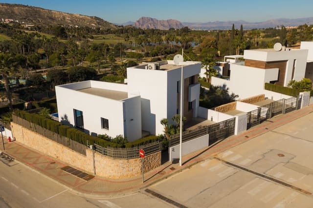 4 bedroom Villa for sale in Algorfa with pool - € 850,000 (Ref: 10155747)