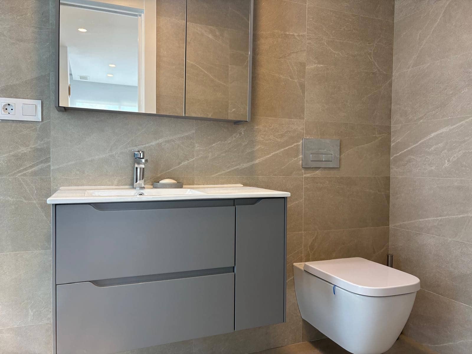 3 sypialnia Willa na sprzedaż w Algorfa z basenem garażem - 460 000 € (Ref: 10155752)