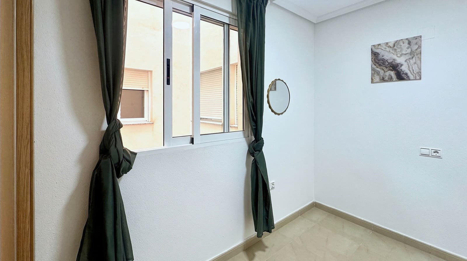 Apartamento de 3 habitaciones en Torrevieja en venta - 167.000 € (Ref: 10156271)