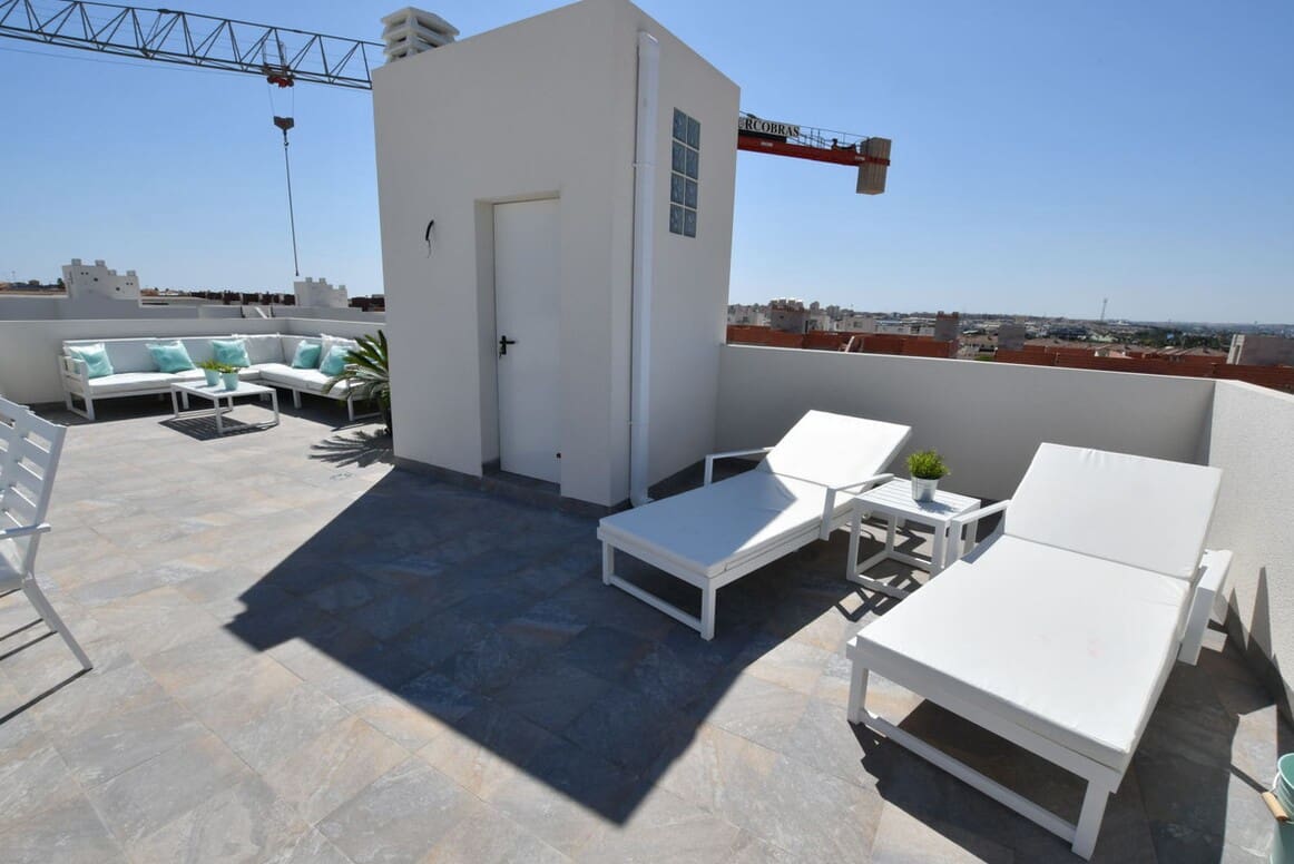 2 bedroom Villa for sale in San Miguel de Salinas with pool garage - € 256,600 (Ref: 10156339)