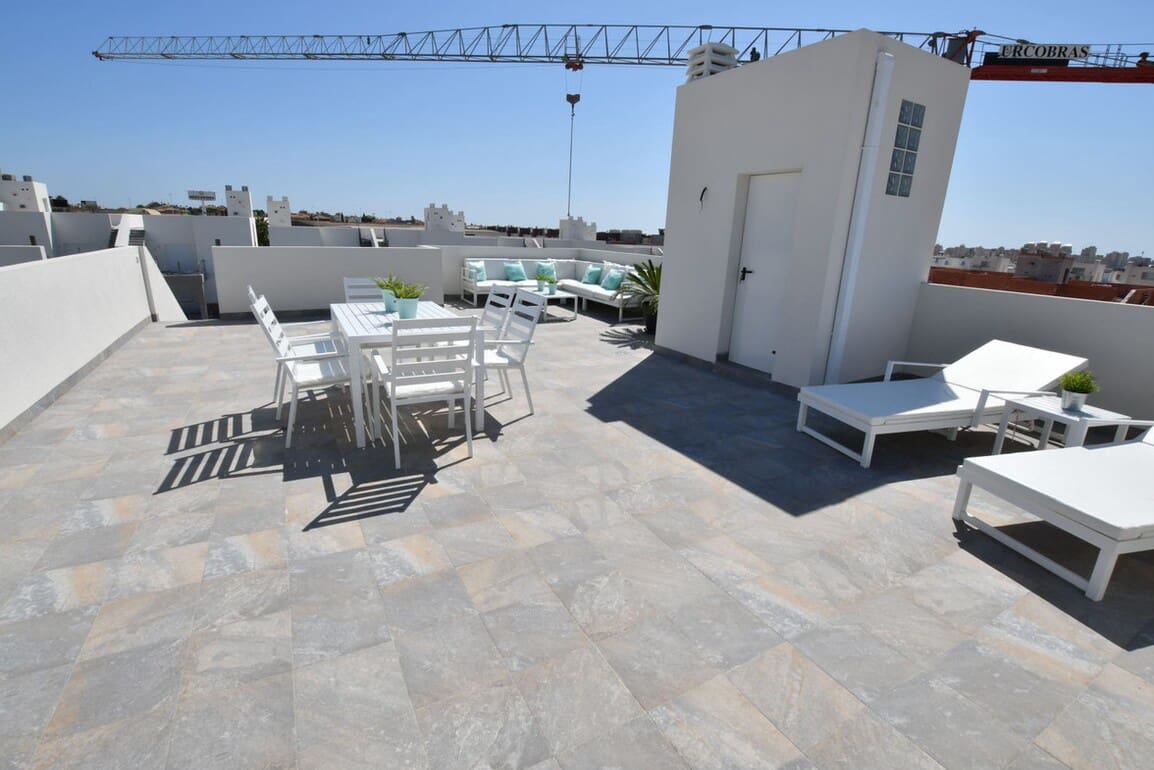2 bedroom Villa for sale in San Miguel de Salinas with pool garage - € 256,600 (Ref: 10156339)