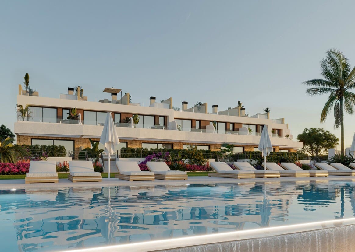 3 bedroom Villa for sale in El Campello with pool garage - € 897,000 (Ref: 10156369)