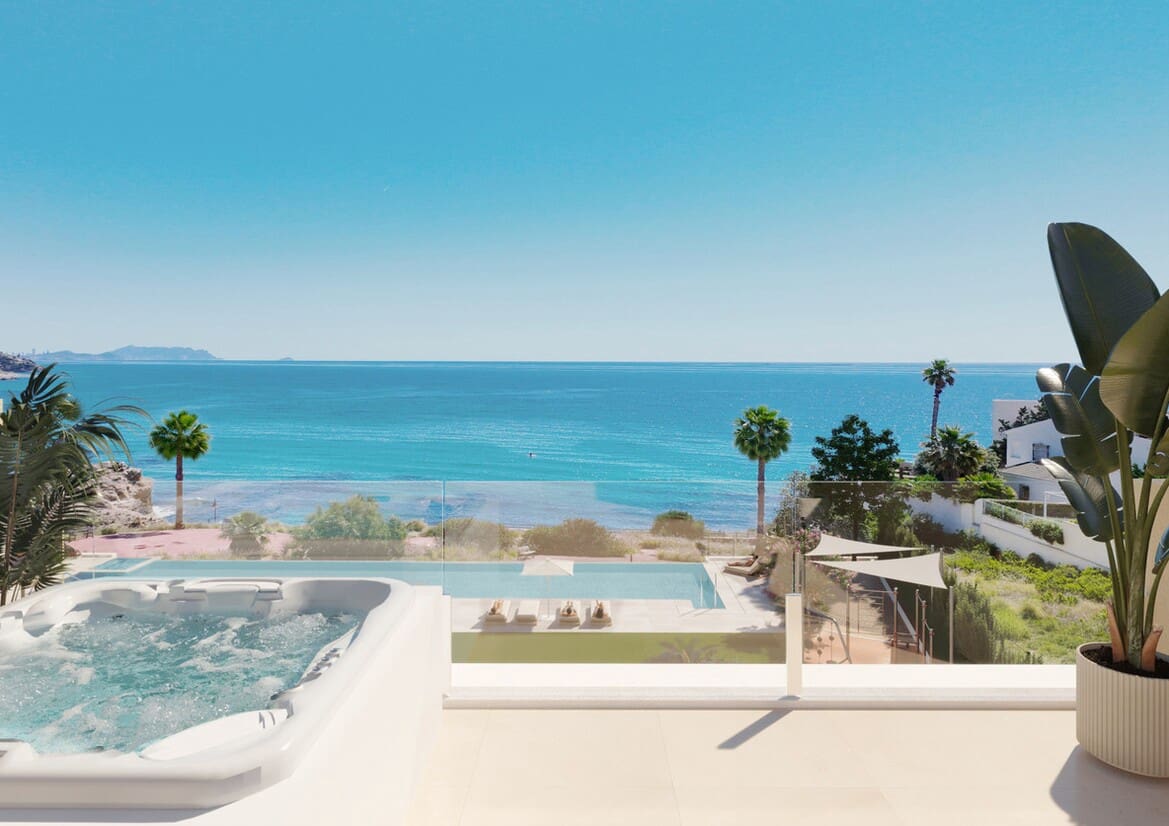 3 bedroom Villa for sale in El Campello with pool garage - € 1,227,000 (Ref: 10156372)