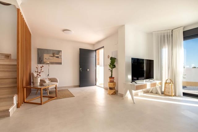 3 slaapkamer Villa te koop in Cox met zwembad - € 235.000 (Ref: 10156492)