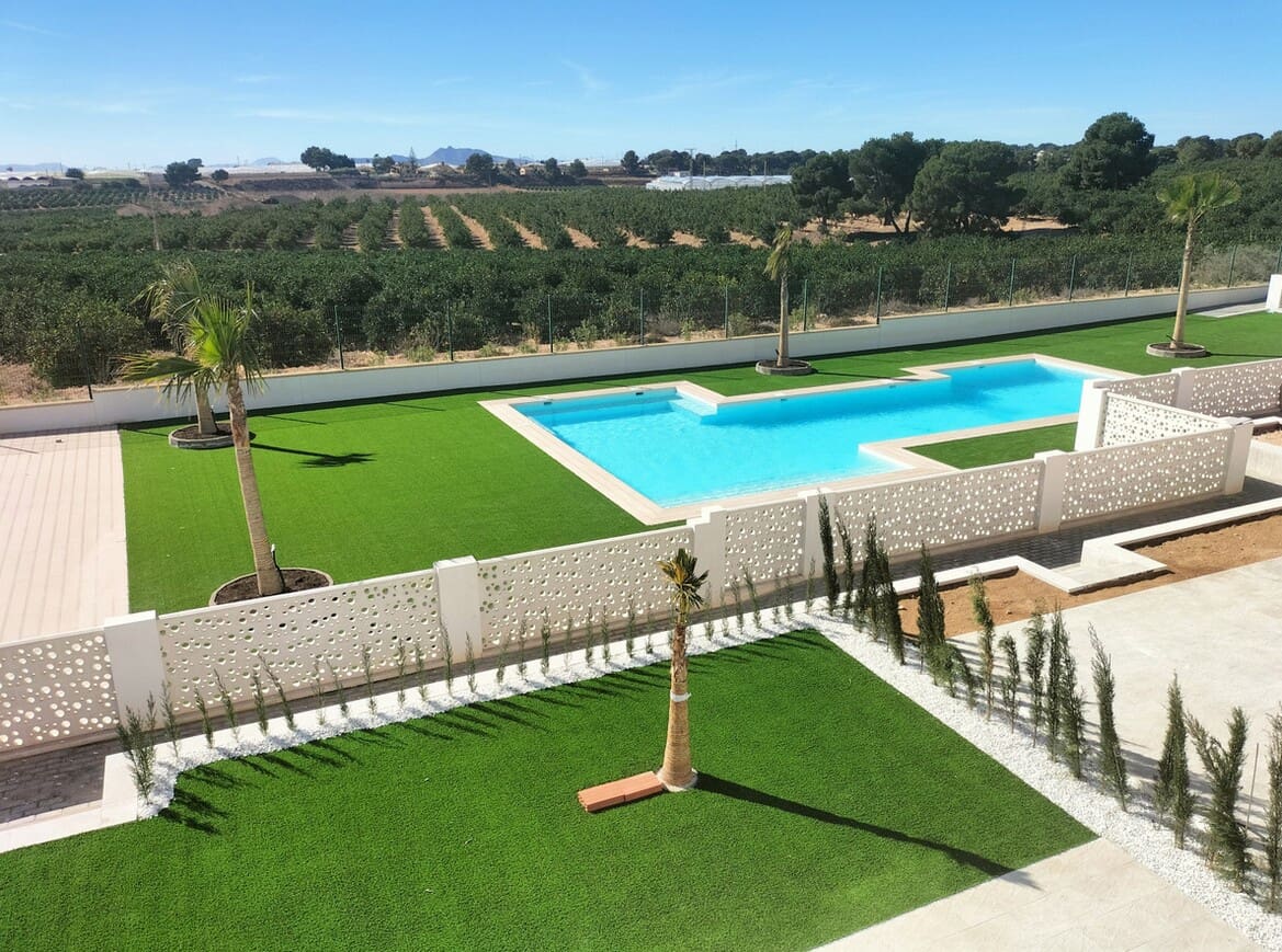 3 soveværelse Villa til salg i Pilar de la Horadada med swimmingpool garage - € 480.000 (Ref: 10156514)