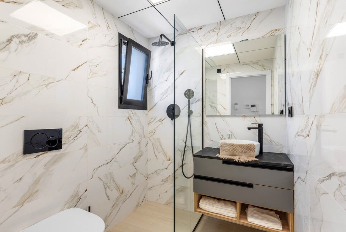 2 chambre Appartement à vendre à Guardamar del Segura avec piscine garage - 229 000 € (Ref: 10156515)