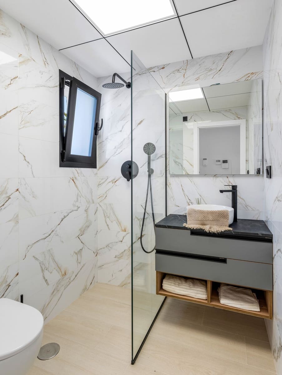 2 chambre Appartement à vendre à Guardamar del Segura avec piscine garage - 229 000 € (Ref: 10156515)