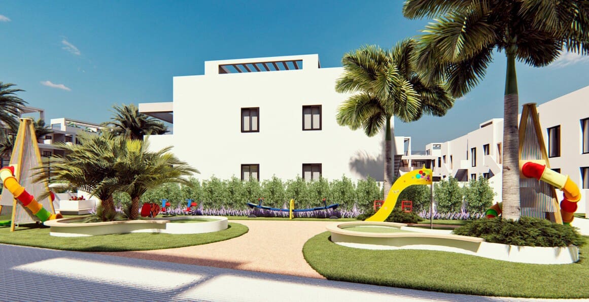 Bungalow de 2 habitaciones en Torrevieja en venta con piscina - 309.900 € (Ref: 10156521)