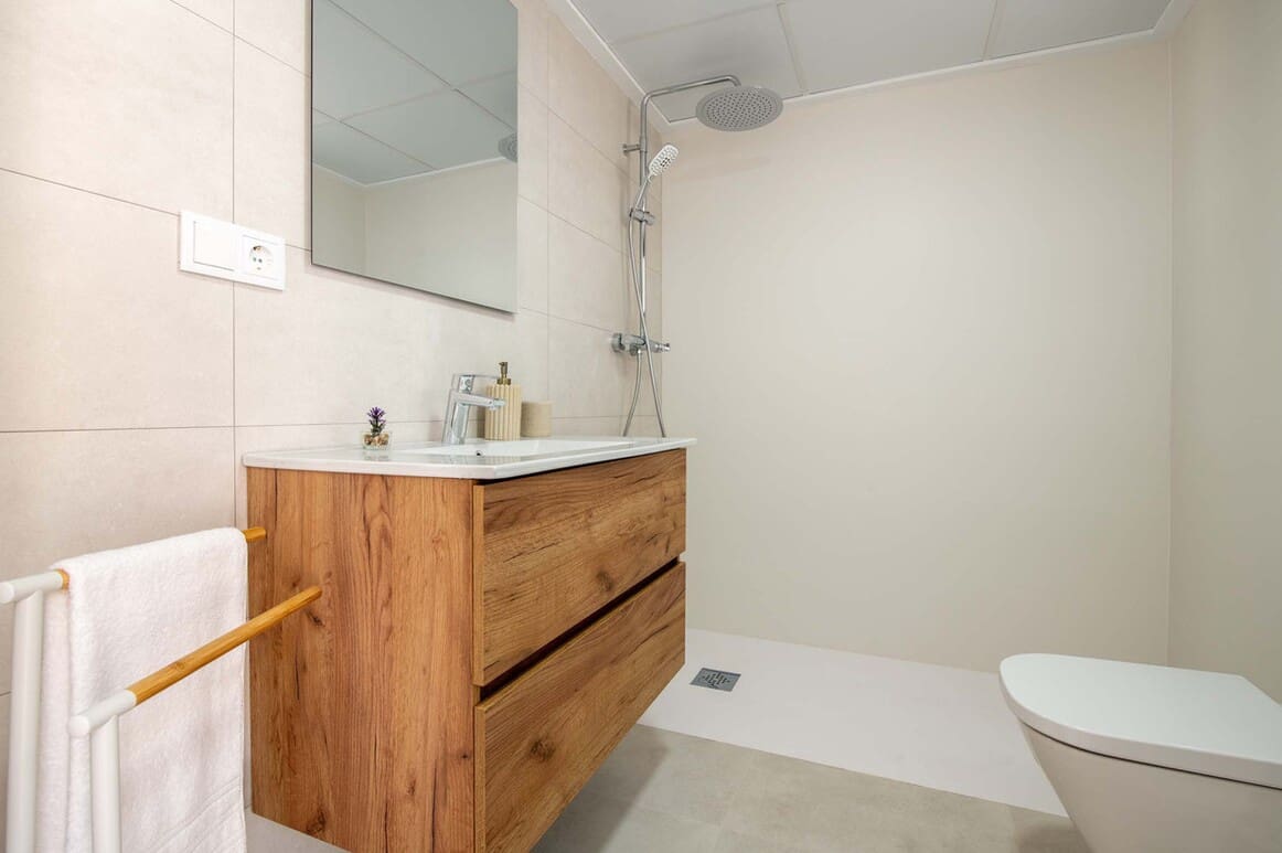 3 slaapkamer Villa te koop in Cox met zwembad garage - € 279.000 (Ref: 10156528)