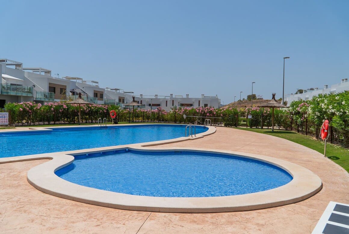 2 sypialnia Apartament na sprzedaż w Orihuela z basenem garażem - 299 900 € (Ref: 10156553)