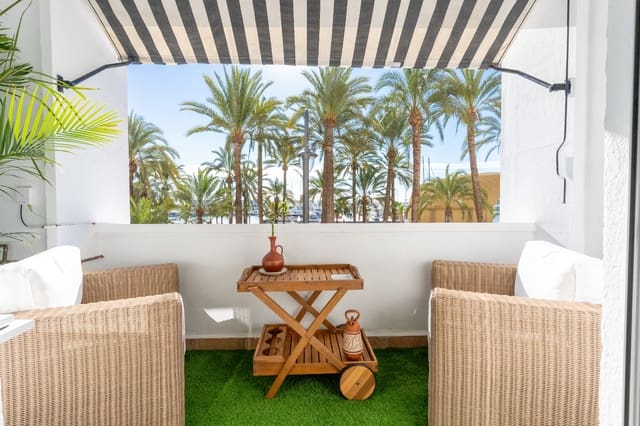 2 slaapkamer Appartement te koop in Barrio del Centro, Alicante stad - € 1.100.000 (Ref: 10156572)