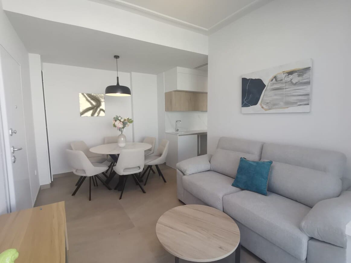 1 soveværelse Lejlighed til salg i Torrevieja med swimmingpool - € 399.000 (Ref: 10156584)