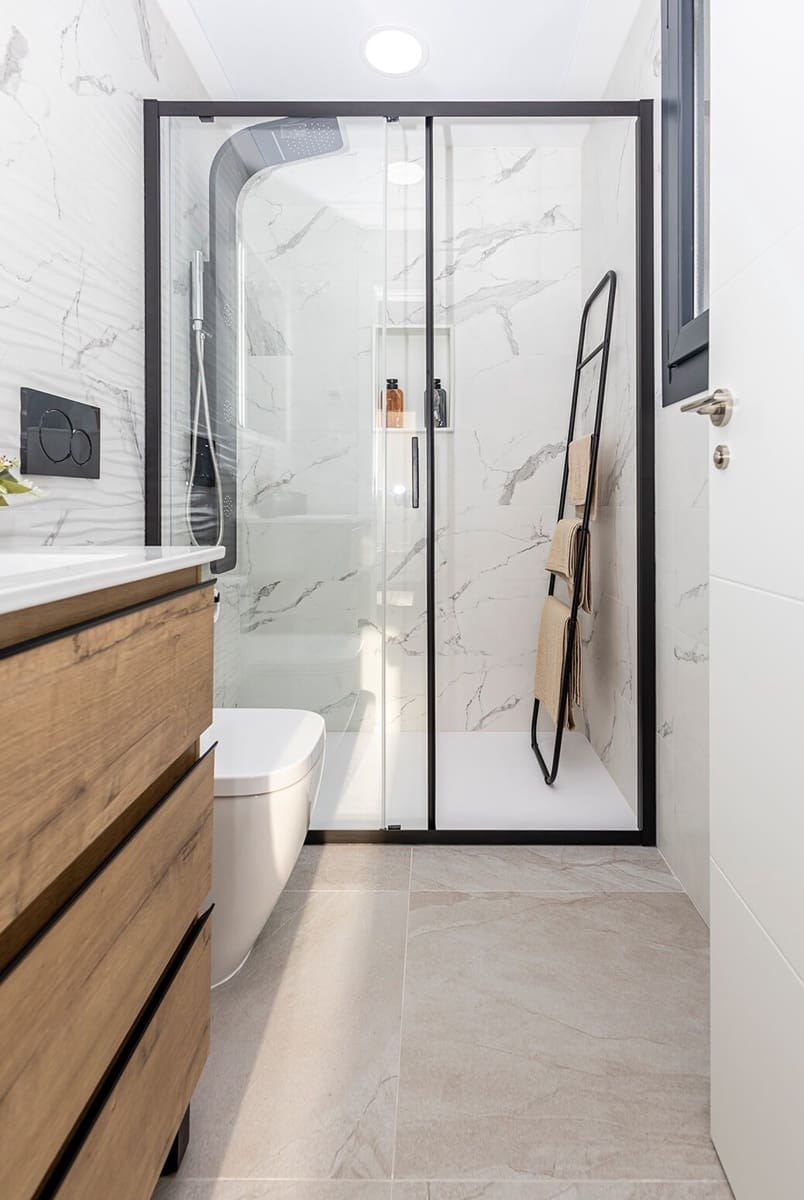2 Zimmer Apartment zu verkaufen in Torrevieja mit Pool Garage - 299.000 € (Ref: 10156618)