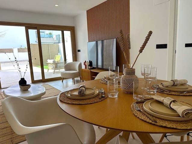3 sypialnia Willa na sprzedaż w Pilar de la Horadada ciudad, Pilar de la Horadada z basenem garażem - 369 900 € (Ref: 10156656)