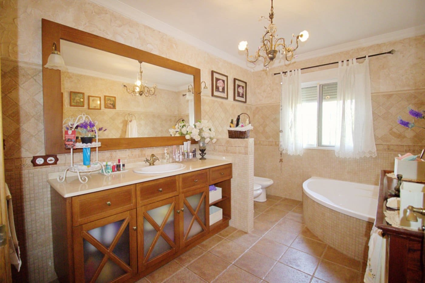 5 Zimmer Villa zu verkaufen in Elche / Elx mit Pool - 610.000 € (Ref: 10156716)