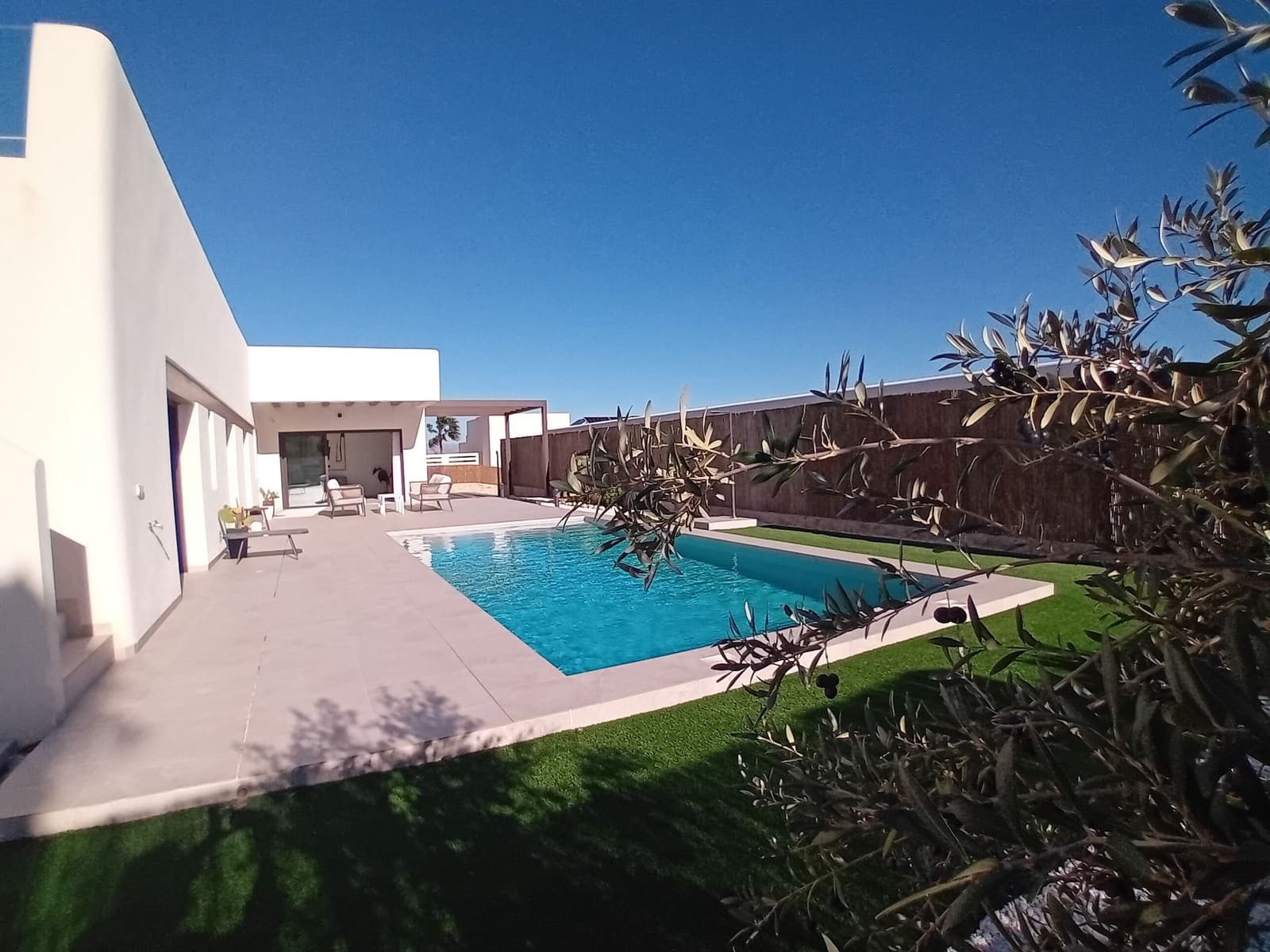 3 slaapkamer Villa te koop in Algorfa met zwembad garage - € 825.000 (Ref: 10156731)
