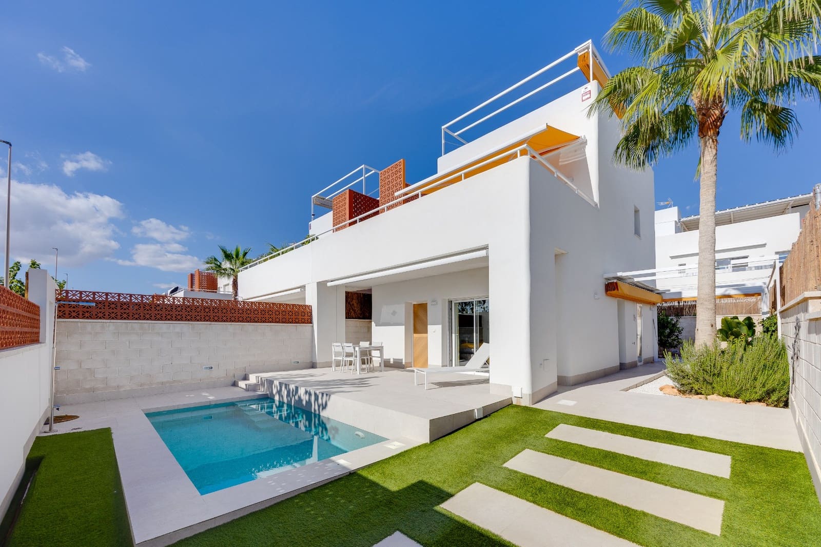 3 soveværelse Villa til salg i Pilar de la Horadada med swimmingpool - € 548.000 (Ref: 10157529)