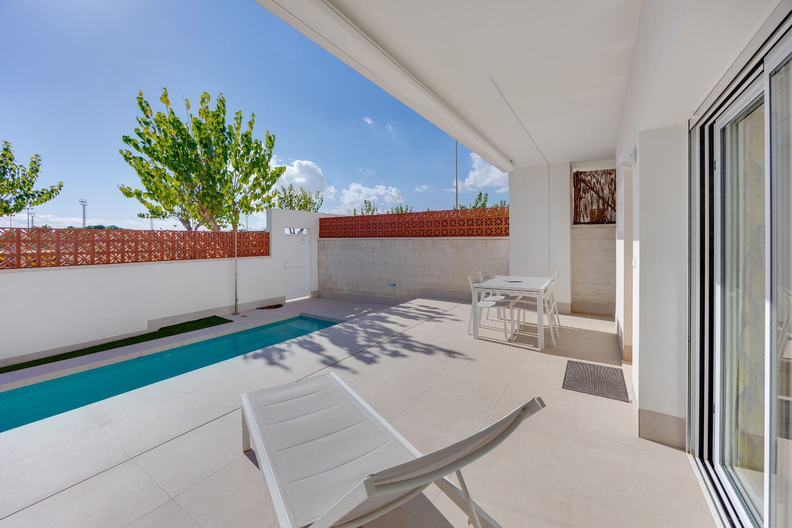 3 soveværelse Villa til salg i Pilar de la Horadada med swimmingpool - € 548.000 (Ref: 10157529)