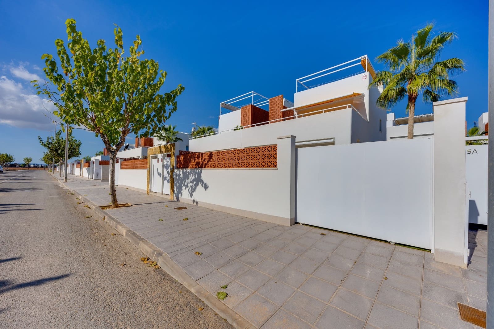 3 soveværelse Villa til salg i Pilar de la Horadada med swimmingpool - € 548.000 (Ref: 10157529)