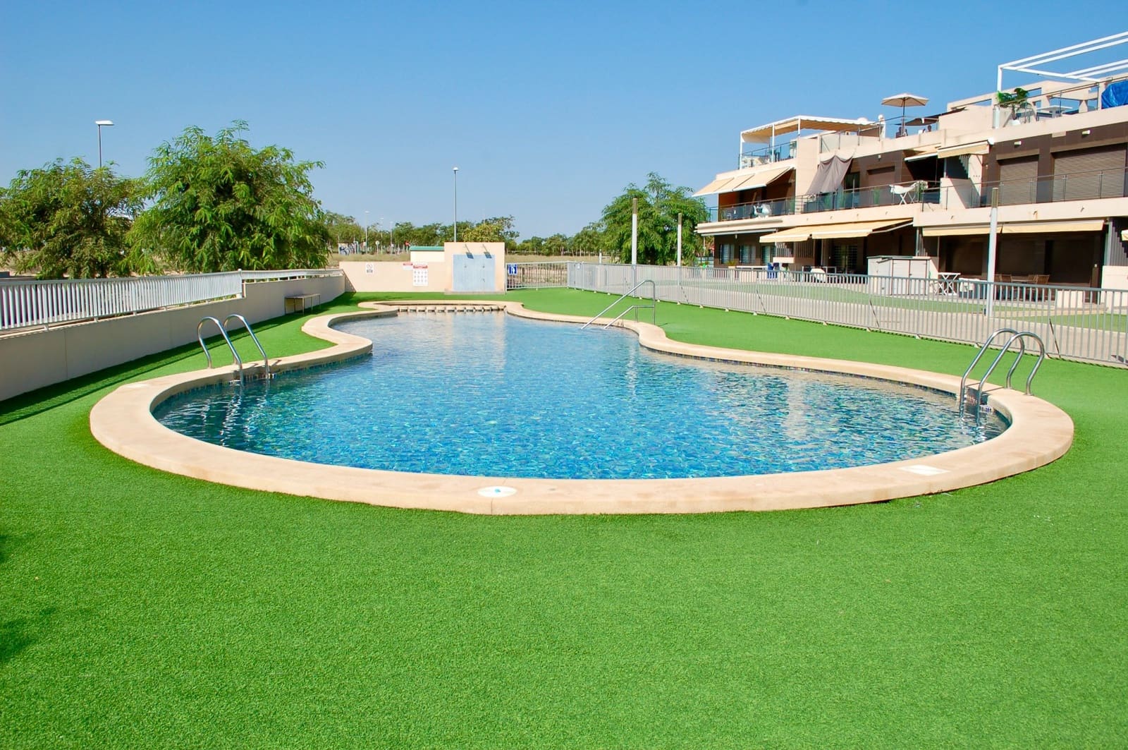 2 chambre Bungalow à vendre à Pilar de la Horadada avec piscine - 299 000 € (Ref: 10157532)