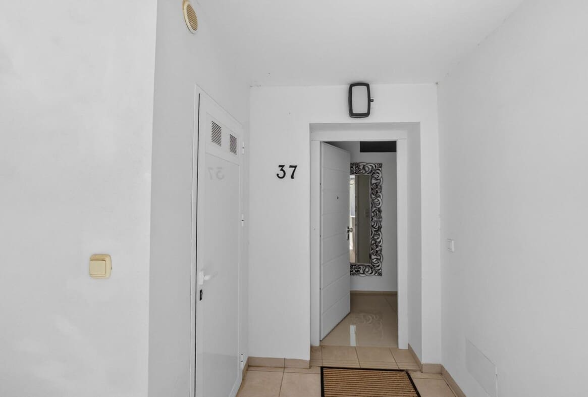 2 bedroom Apartment for sale in Rojales with pool garage - € 324,900 (Ref: 10157544)