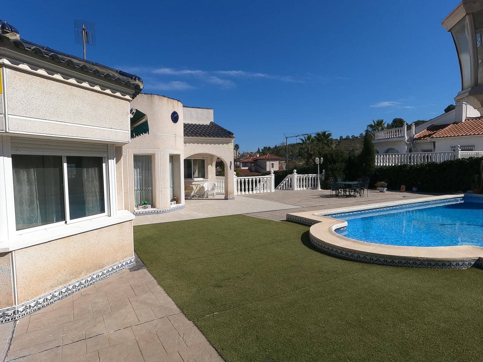4 slaapkamer Villa te koop in Algorfa met zwembad - € 499.500 (Ref: 10157548)