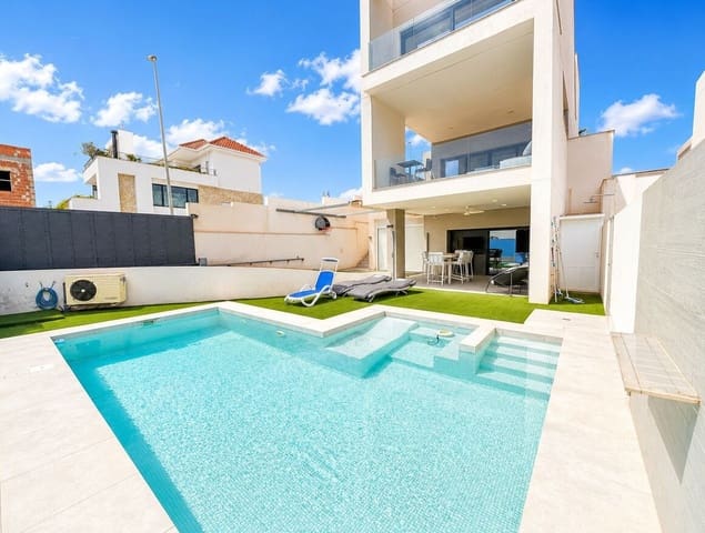 4 slaapkamer Villa te koop in Benijófar met zwembad garage - € 795.000 (Ref: 10158297)