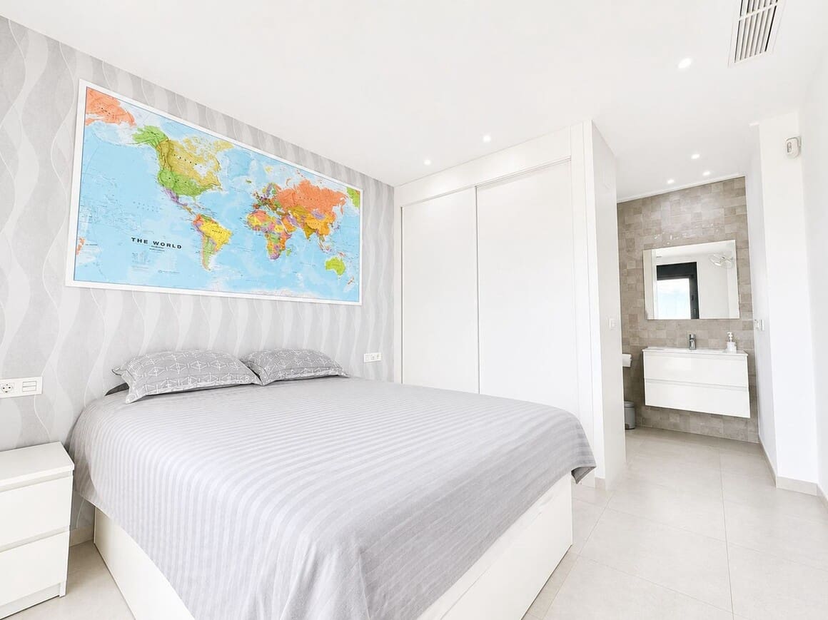 4 slaapkamer Villa te koop in Benijofar met zwembad garage - € 795.000 (Ref: 10158297)